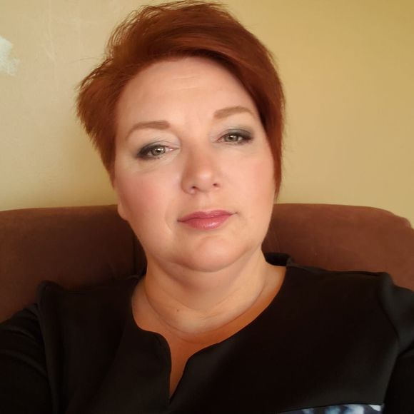 Meet your Posher, Angèle - Picture 1 of 1